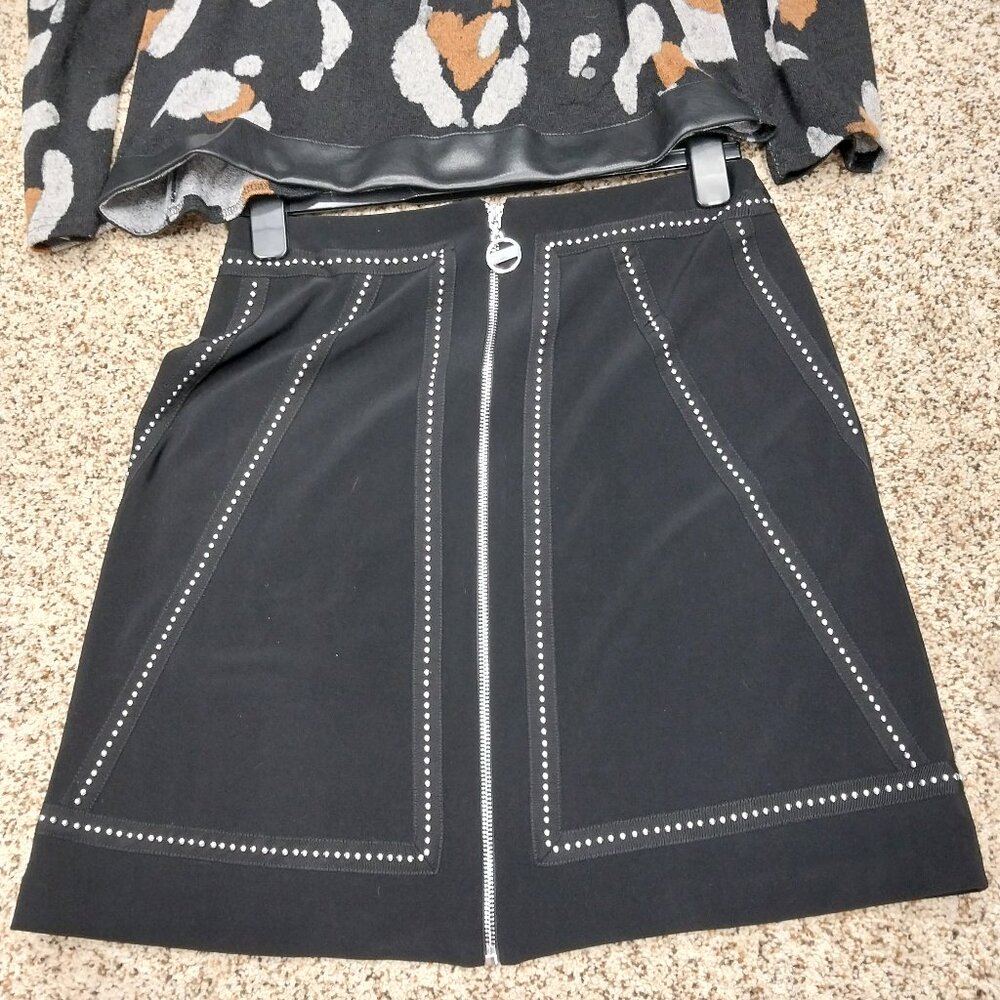 3181 Size 8 Joseph Ribkoff Black Skirt with Silver Tone Studs and Zipper, NWT
